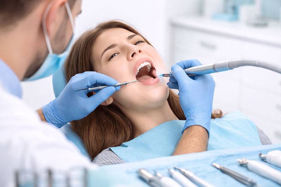 Que faire en cas d’urgence dentaire à Djerba ?